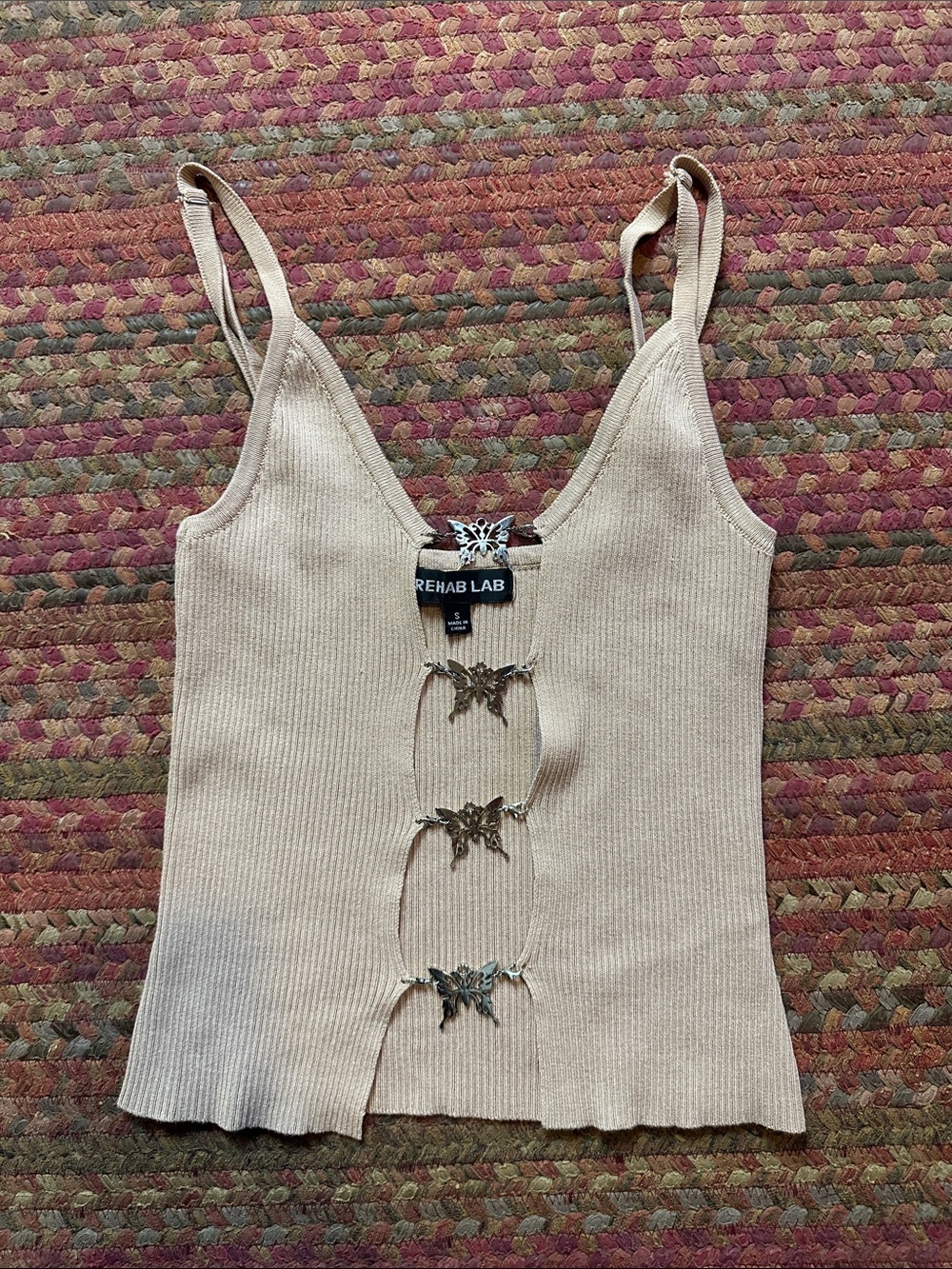 Rehab Lab Women's Beige Ribbed Metal Butterfly-Clip Tank Top